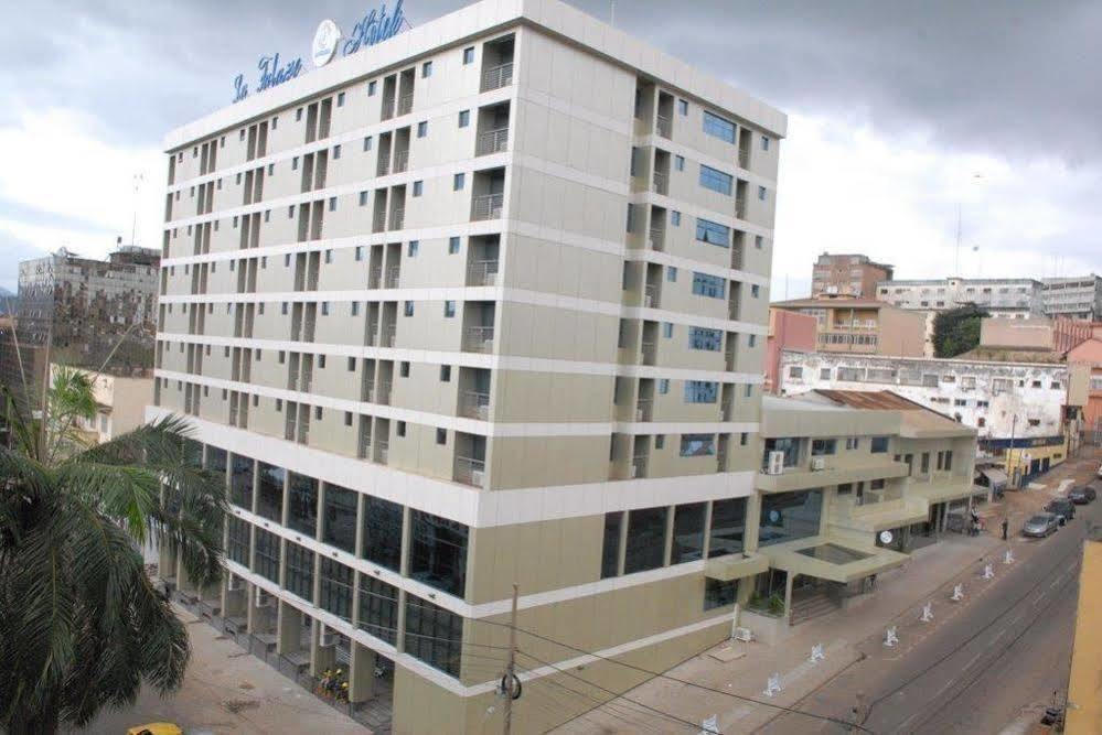 Hotel La Falaise Yaoundé Eksteriør billede