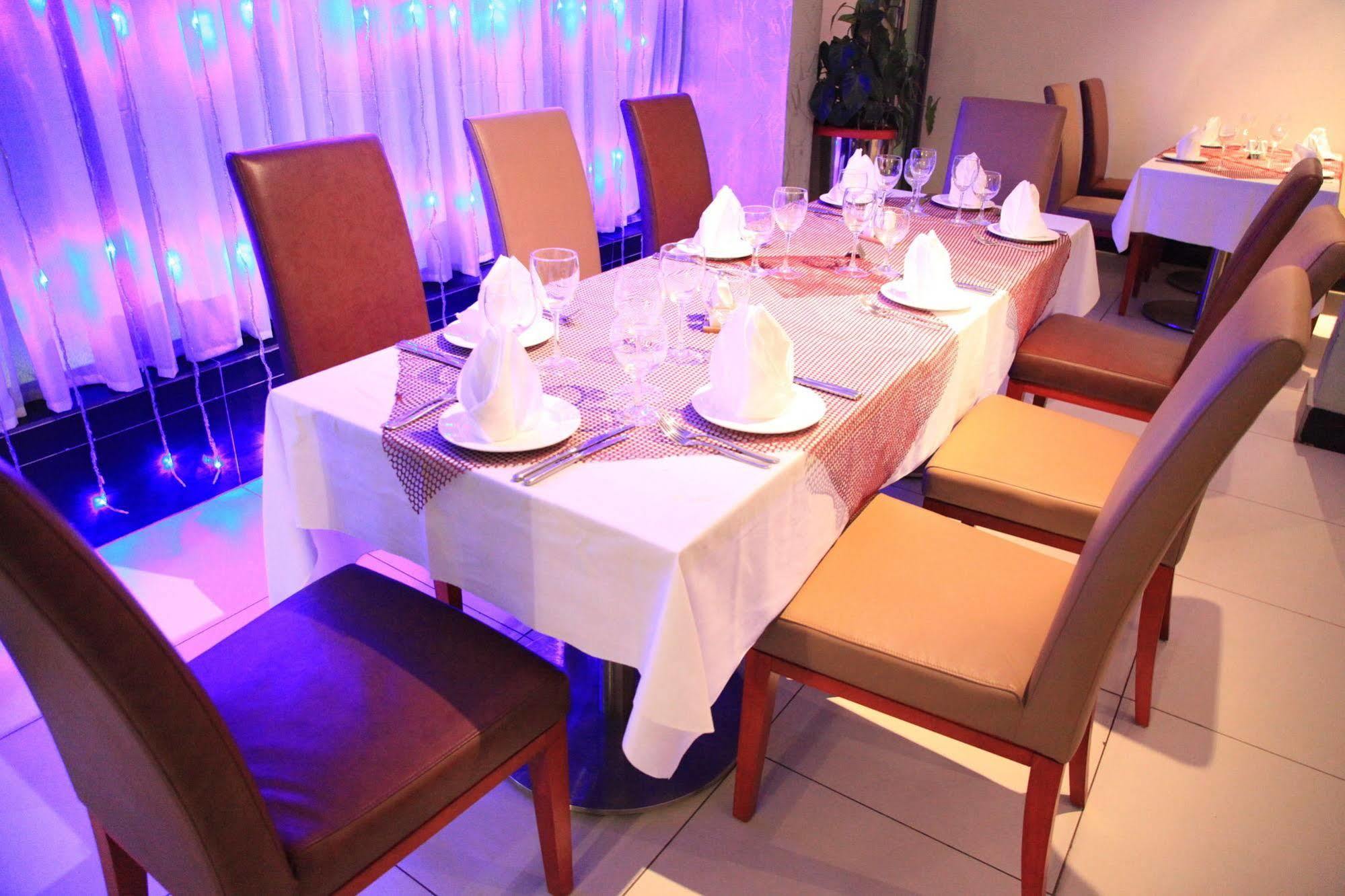 Hotel La Falaise Yaoundé Eksteriør billede