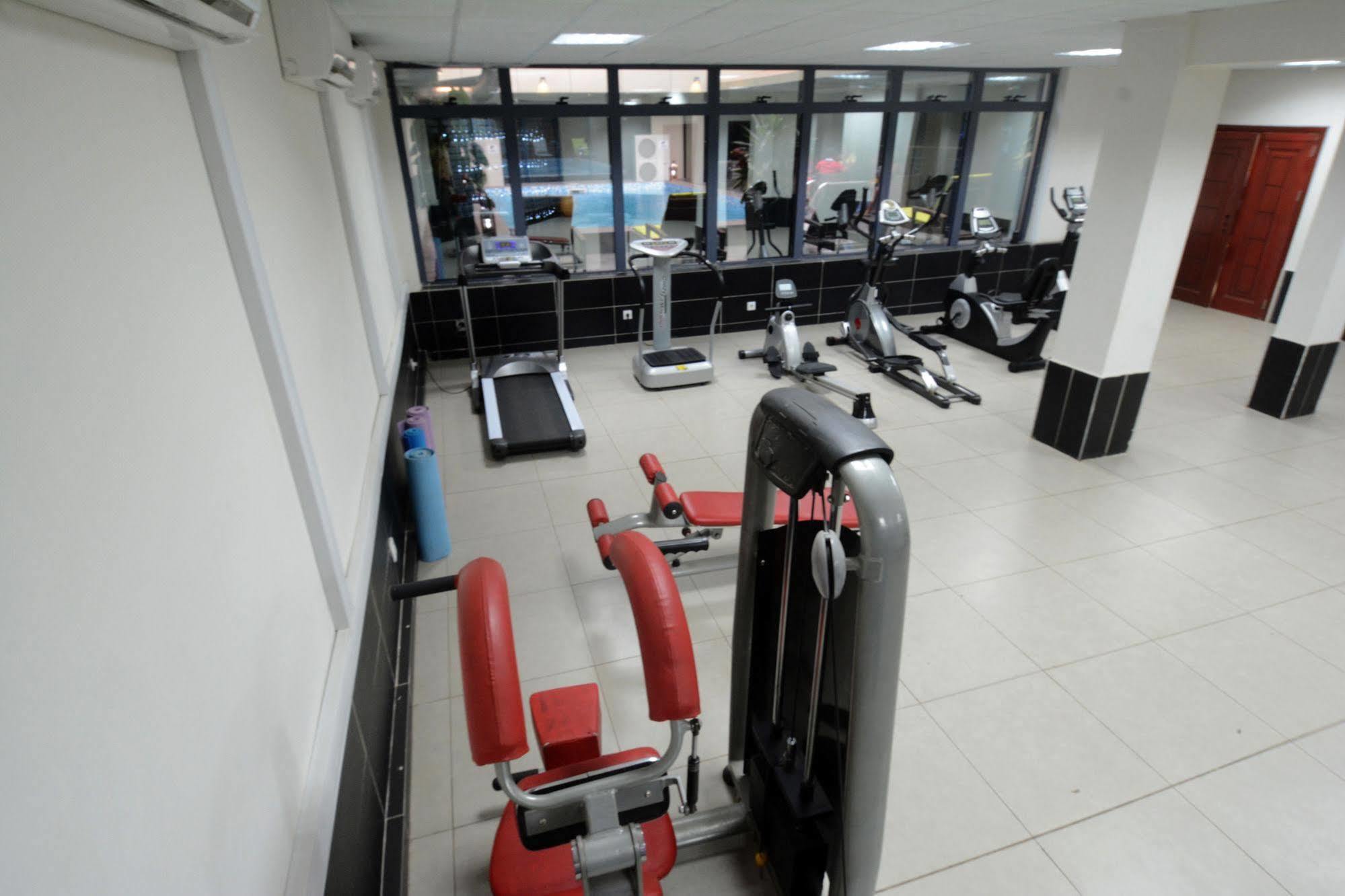Hotel La Falaise Yaoundé Eksteriør billede