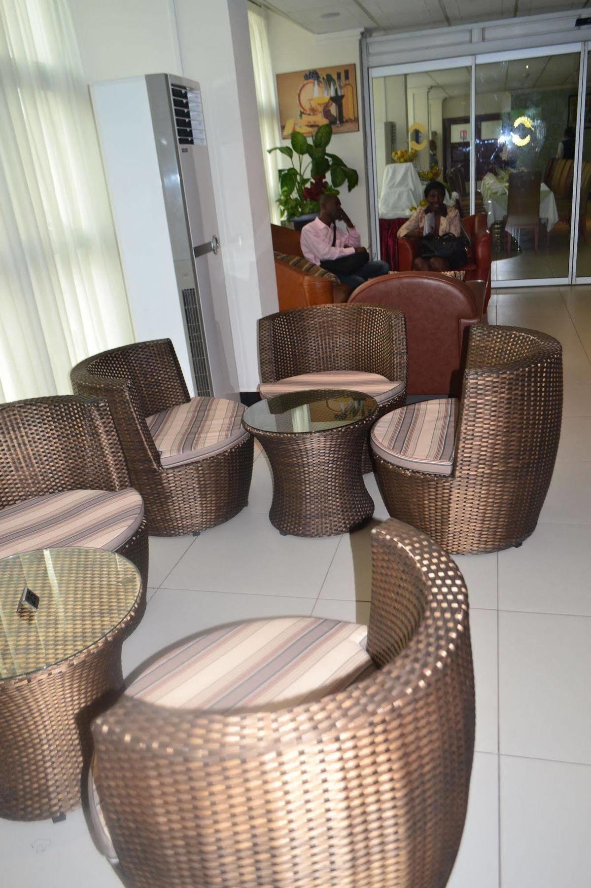 Hotel La Falaise Yaoundé Eksteriør billede
