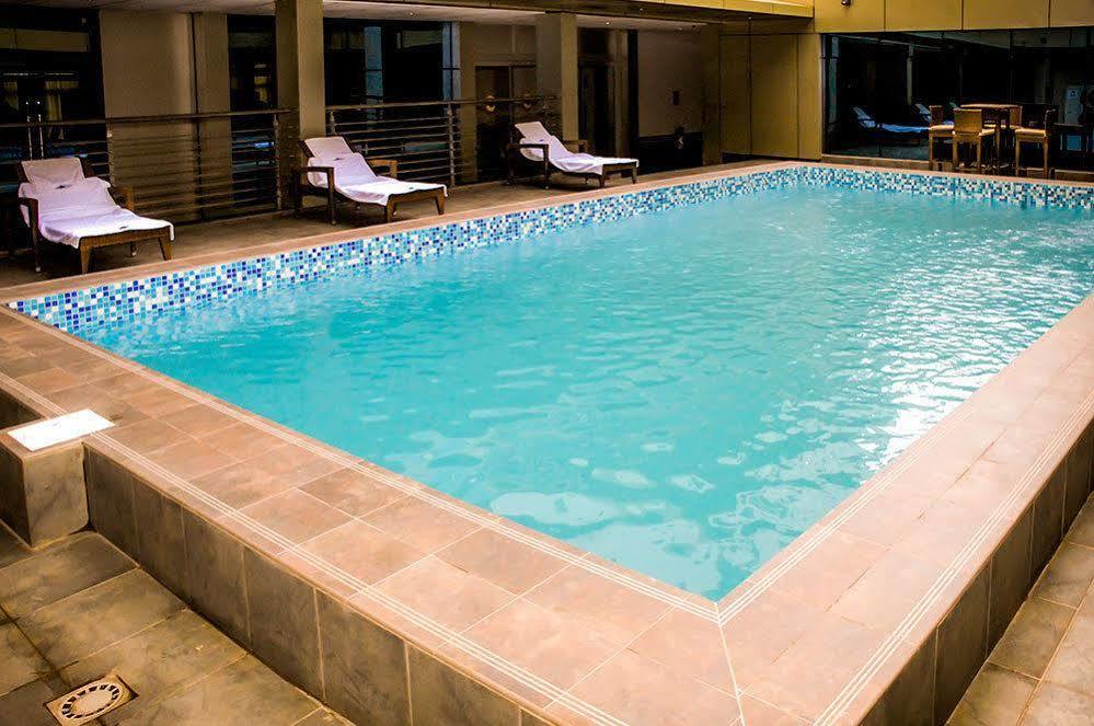 Hotel La Falaise Yaoundé Eksteriør billede