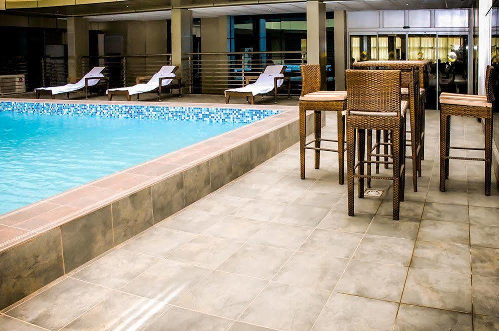 Hotel La Falaise Yaoundé Eksteriør billede